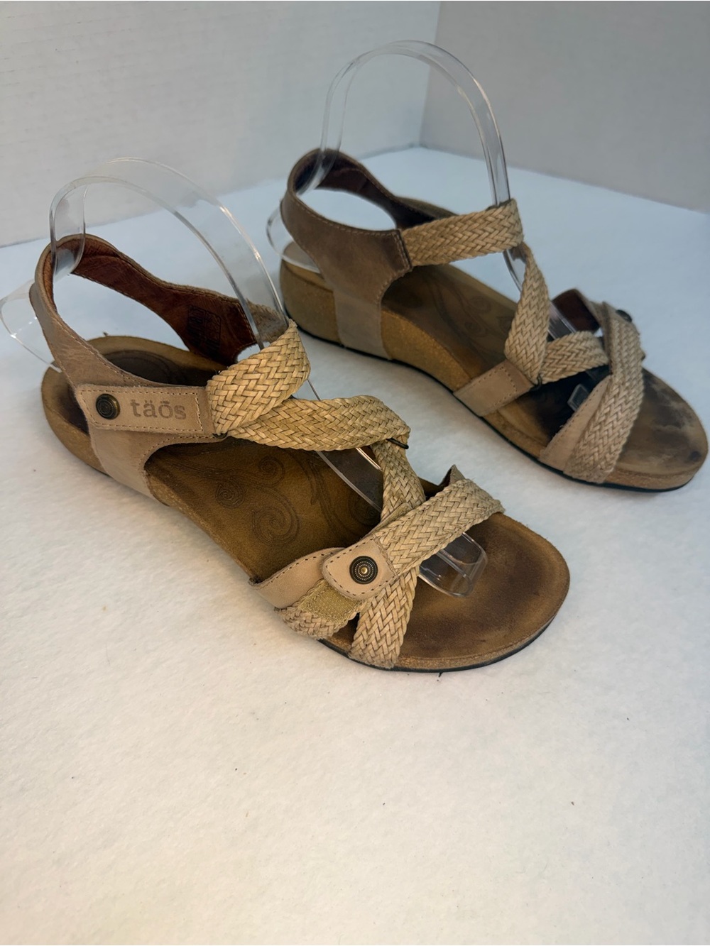 Taos trulie wedge sandal